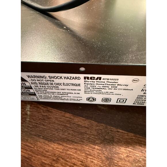 RCA RTB1023 Blu-Ray All-in-One Home Theater Player with Remote - Picture 7 of 10